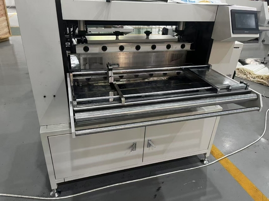 Macchina di piegatura automatica di fogli di carta
