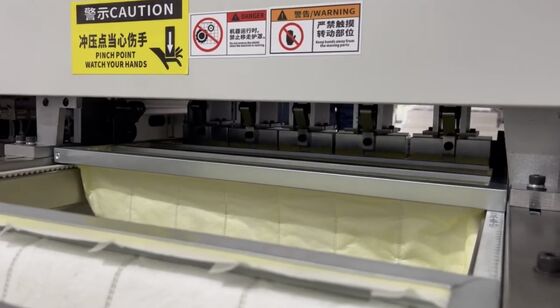 Macchina per la fabbricazione di filtri a tasca computerizzata, macchina per la fabbricazione di sacchi filtro dell'aria, alta efficienza