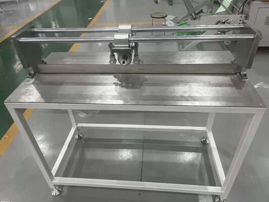 Sistemi di filtrazione avanzati e a tempo di inattività minimo Macchina di taglio trasversale semiautomatica in ambienti di produzione continua